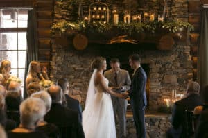 Couple gets married at Wilderness Ridge wedding