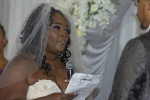 bride reads her vows